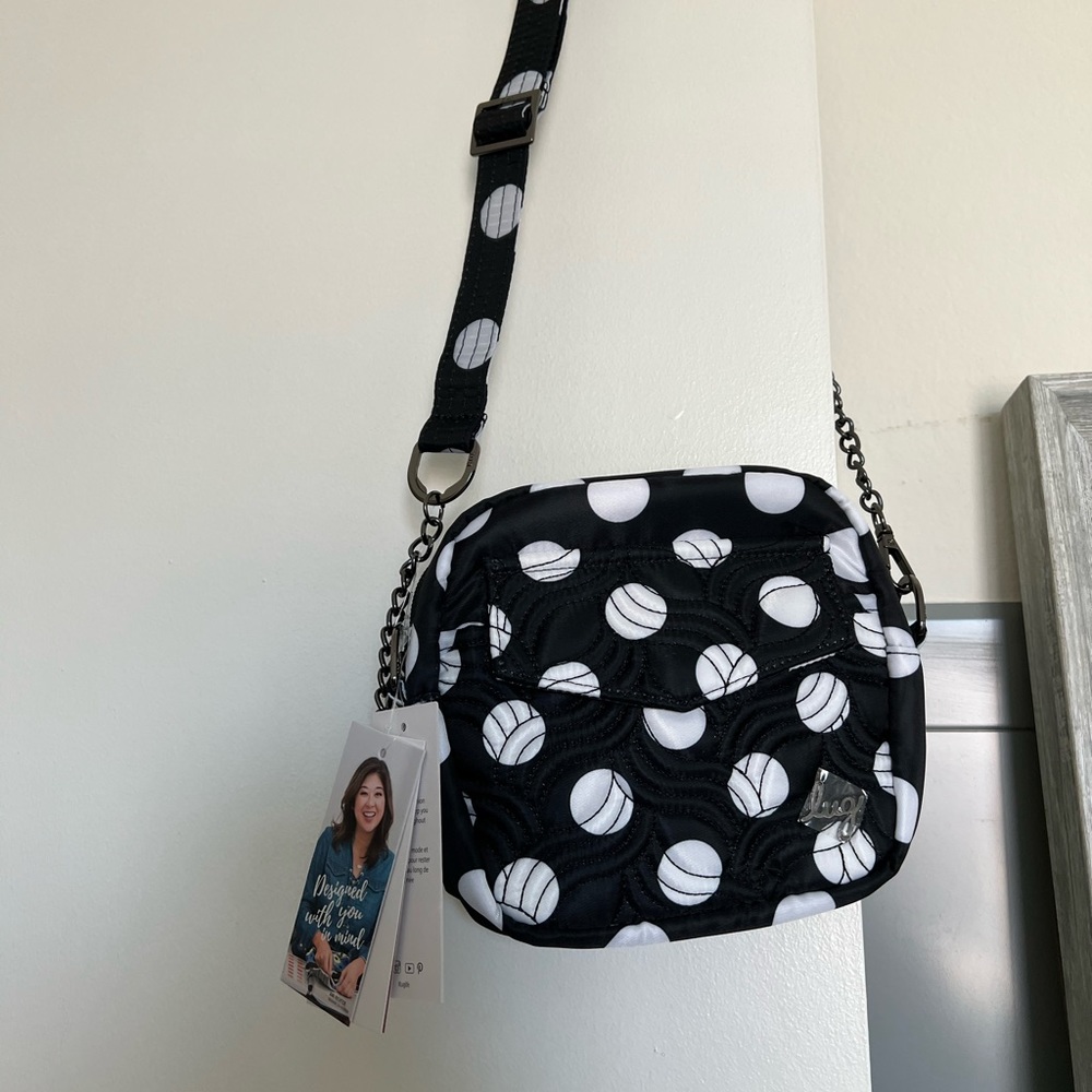 Lug Swing Convertible Crossbody Bag